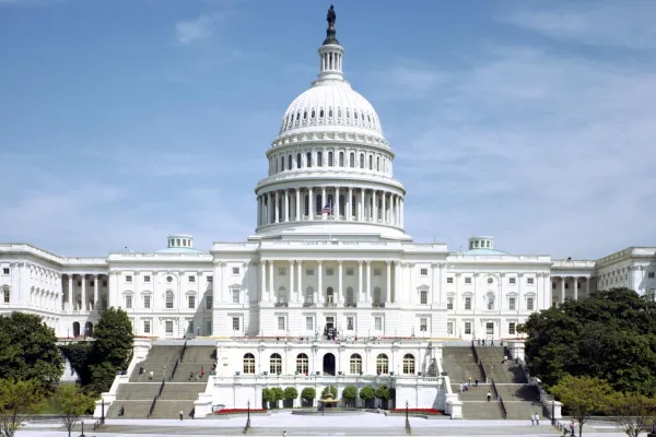 united_states_capitol_-_west_front.jpg
